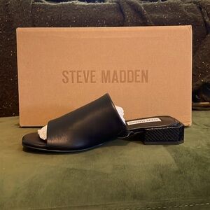 NWT Steve Madden anders black slide sandal